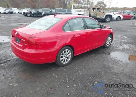 2014 Volkswagen Jetta 1.8T Se from USA, damaged, VIN 3VWD17AJ3EM373551